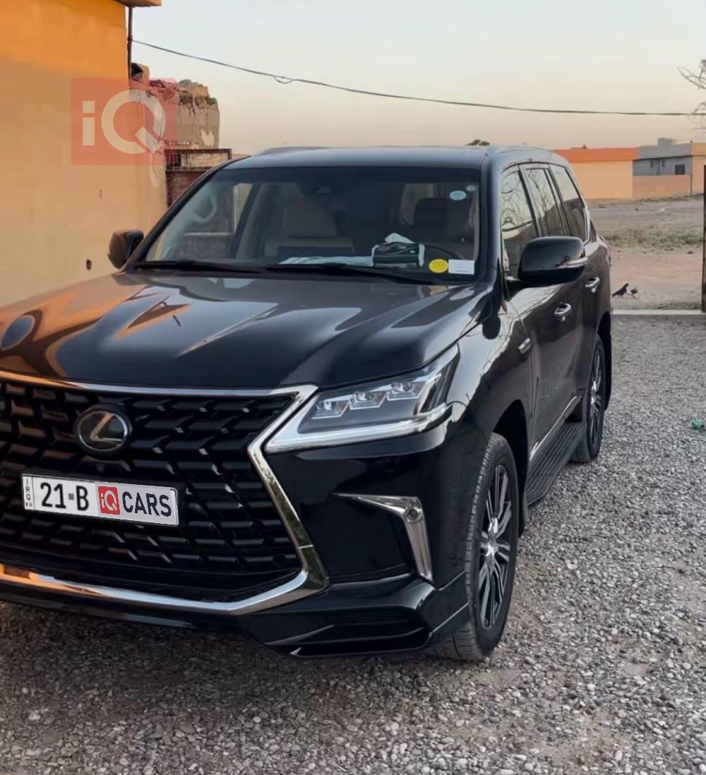 Lexus LX